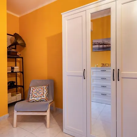 Casa Di Ro' With Parking Ταράντο